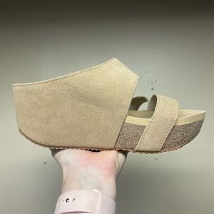 Volatile Wedge Sandals sz 8